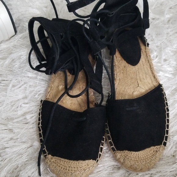 Forever 21 black espadrilles - Picture 4 of 4